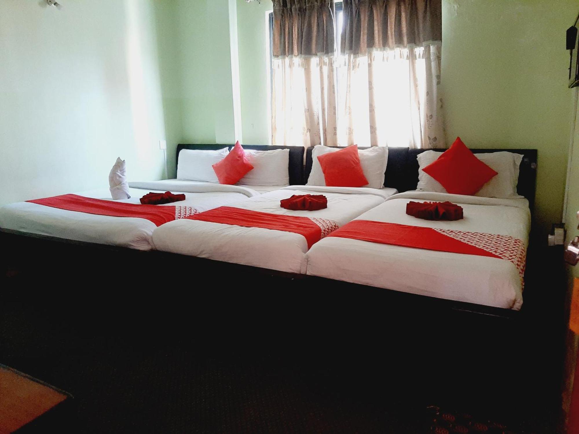 Hotel Lake N Yeti Pokhara Zimmer foto